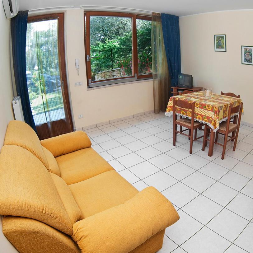 Casa Facchinetti Yellow Apartment Malcesine Zewnętrze zdjęcie